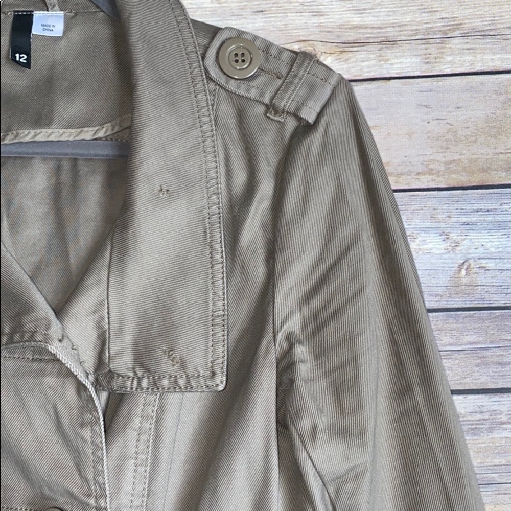 Divided Jacket - Picture 2 of 4